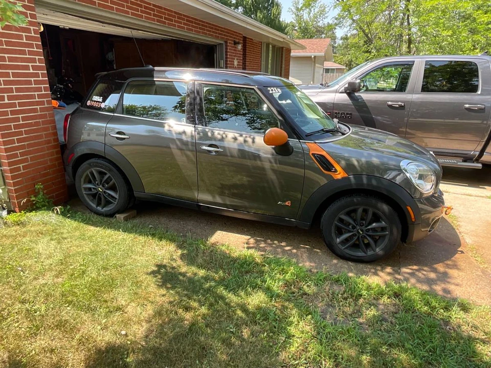 2012 Mini Countryman 1st Gen - Image 2 of 11