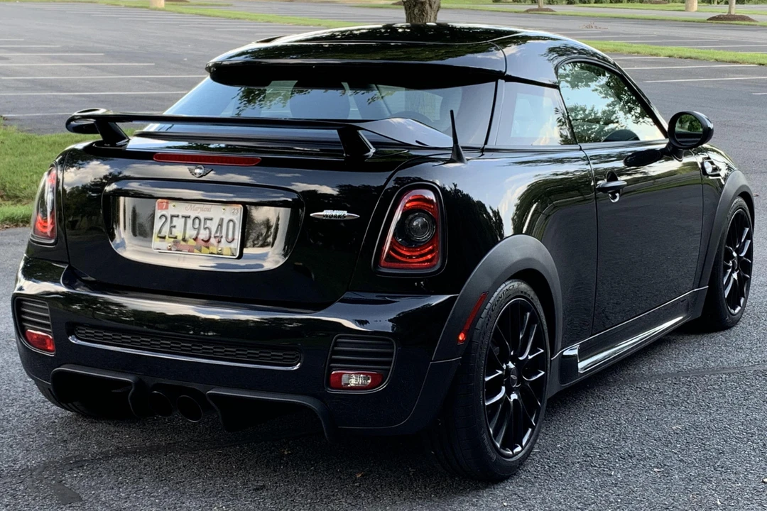 2012 Mini Coupe & Roadster - Image 4 of 31