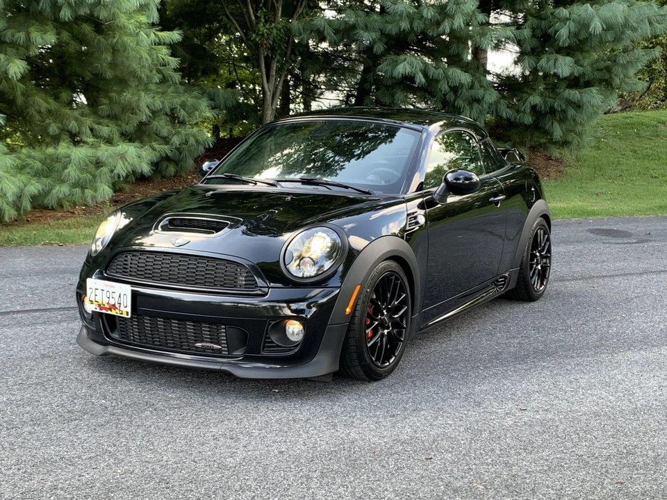 2012 Mini Coupe & Roadster - Image 6 of 31