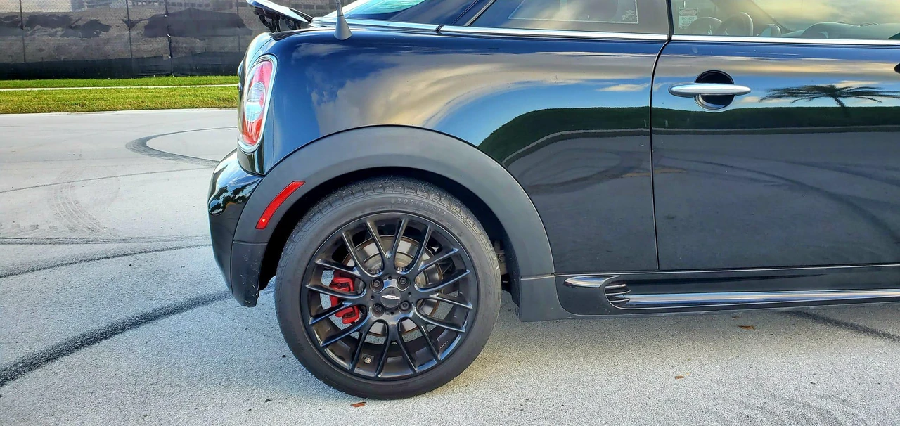 2012 Mini Coupe & Roadster - Image 13 of 31
