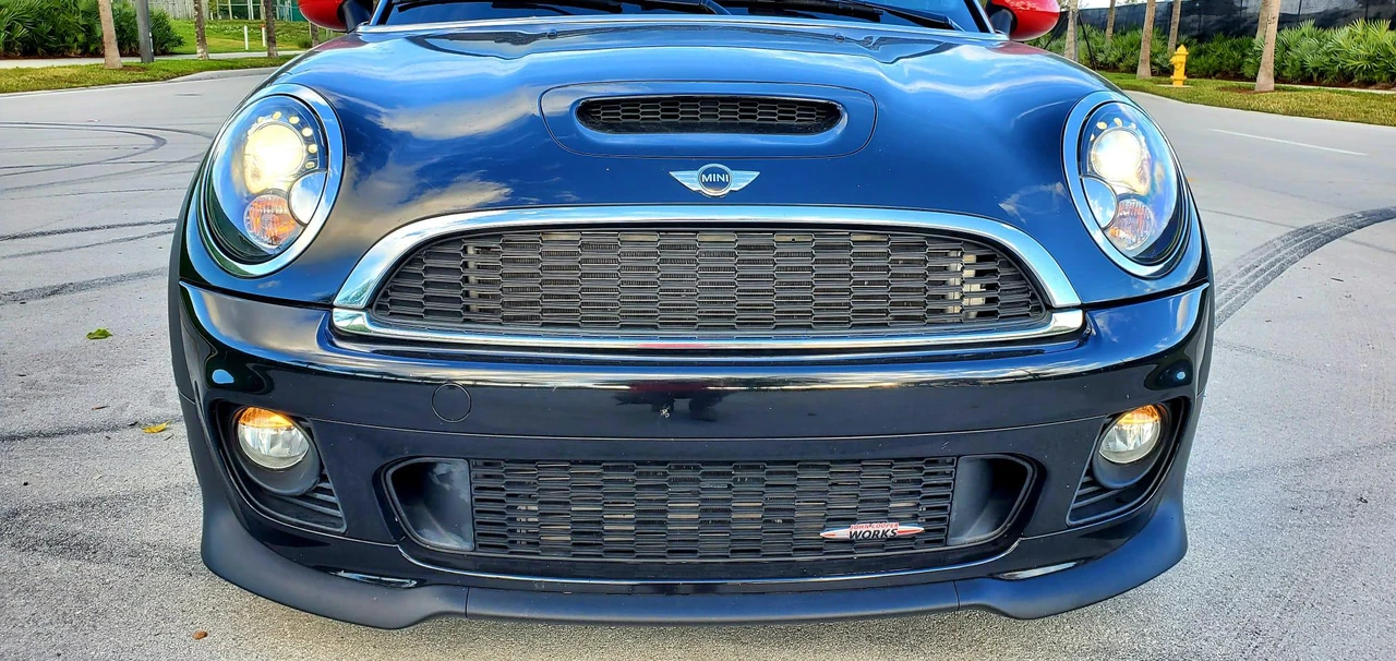 2012 Mini Coupe & Roadster - Image 19 of 31