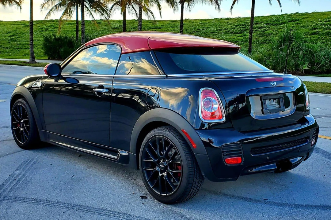 2012 Mini Coupe & Roadster - Image 4 of 31