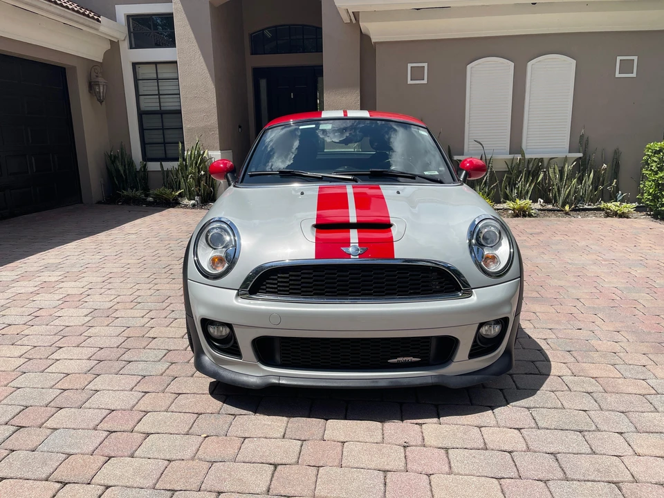 2012 Mini Coupe & Roadster - Image 6 of 31