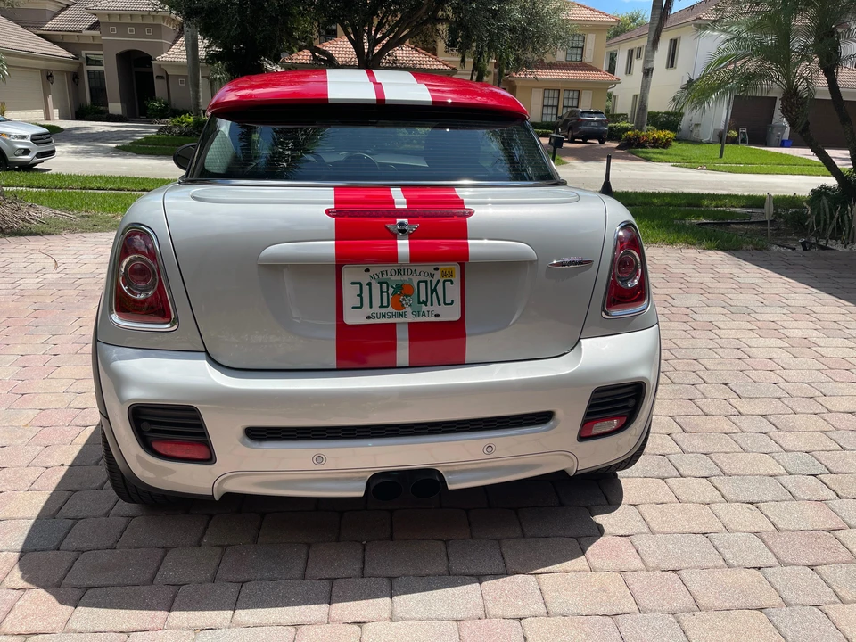 2012 Mini Coupe & Roadster - Image 14 of 31