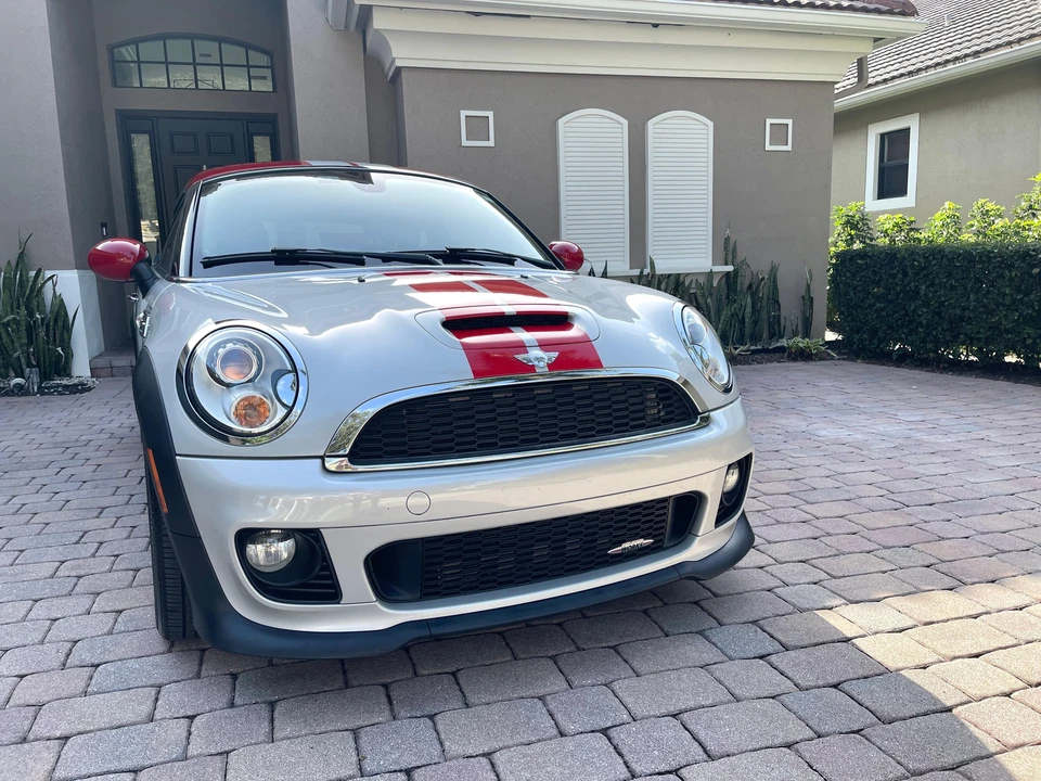 2012 Mini Coupe & Roadster - Image 20 of 31