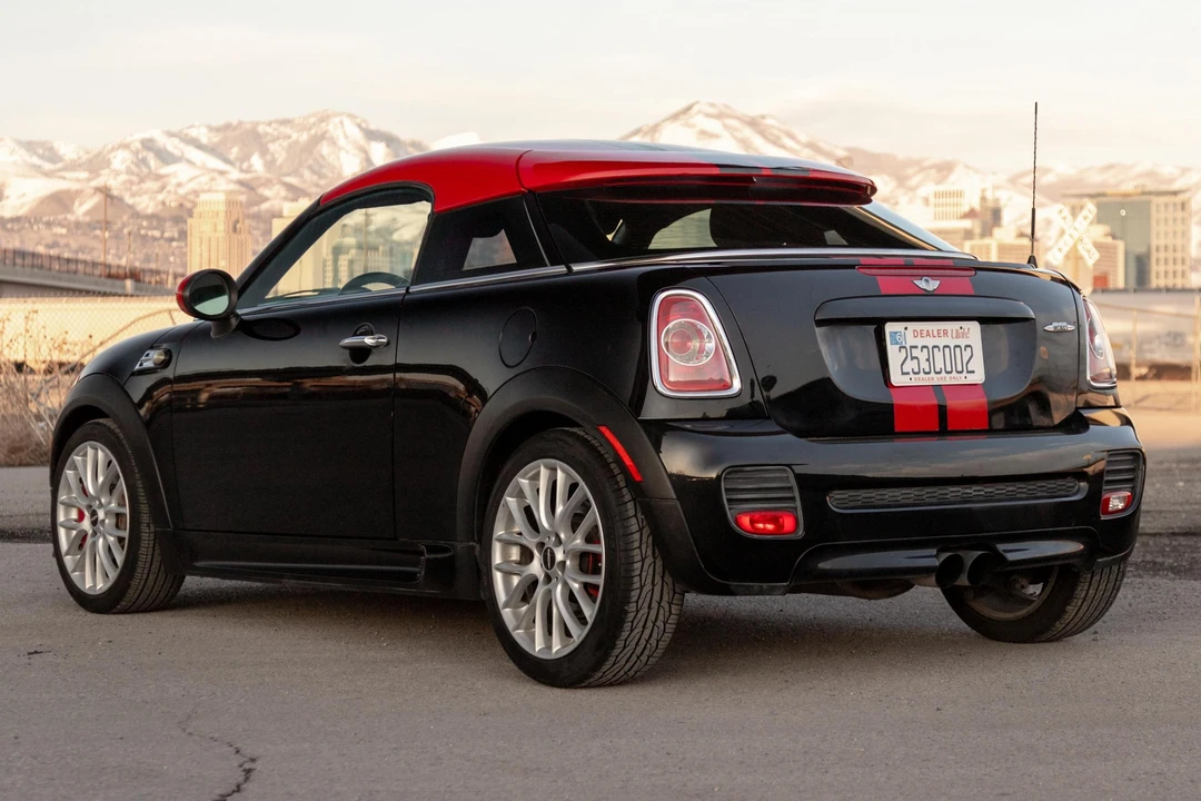 2012 Mini Coupe & Roadster - Image 4 of 31