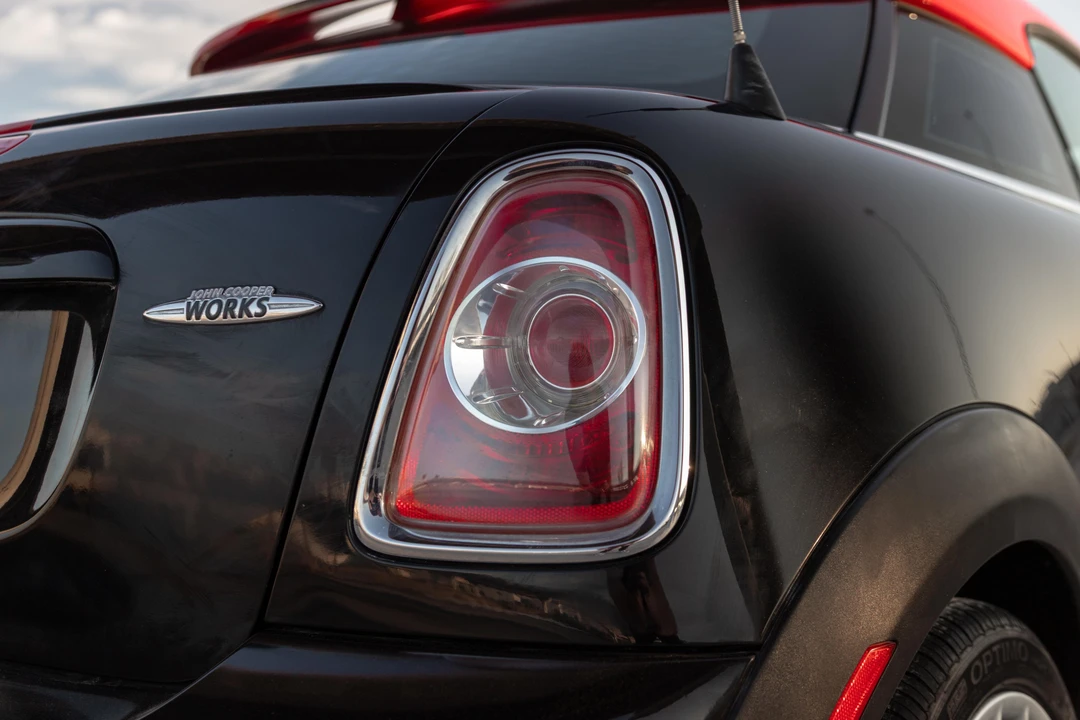 2012 Mini Coupe & Roadster - Image 28 of 31