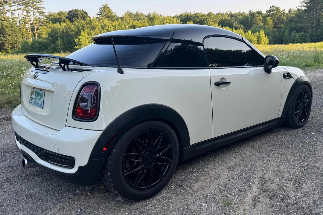 2012 Mini Coupe & Roadster - Image 4 of 31