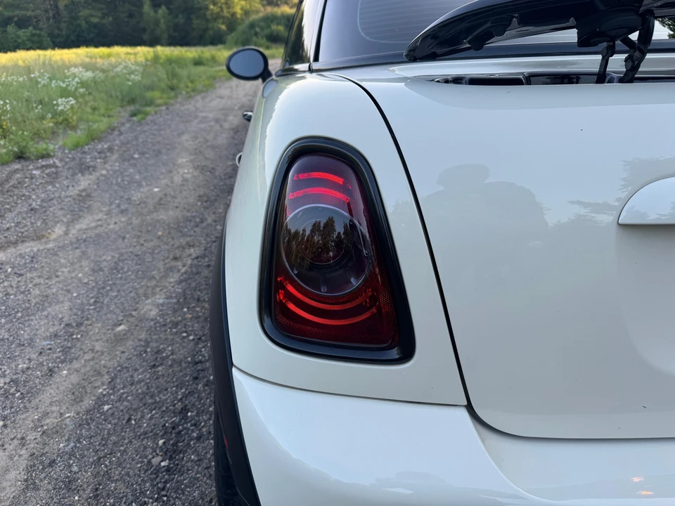 2012 Mini Coupe & Roadster - Image 24 of 31