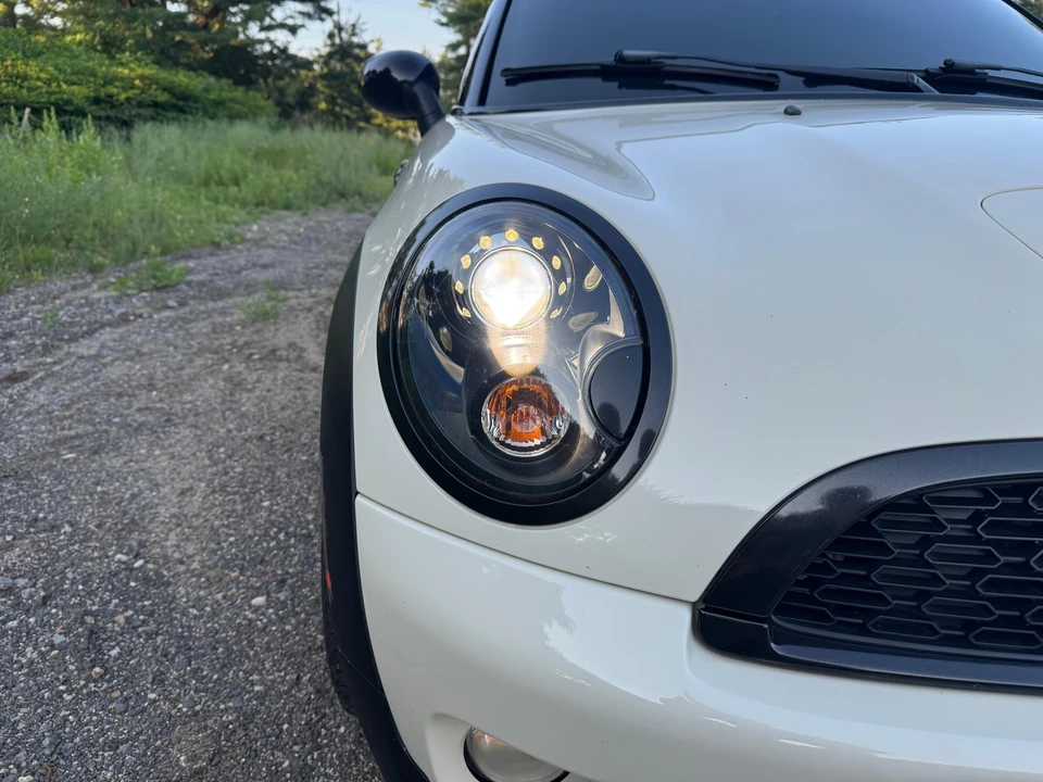 2012 Mini Coupe & Roadster - Image 14 of 31