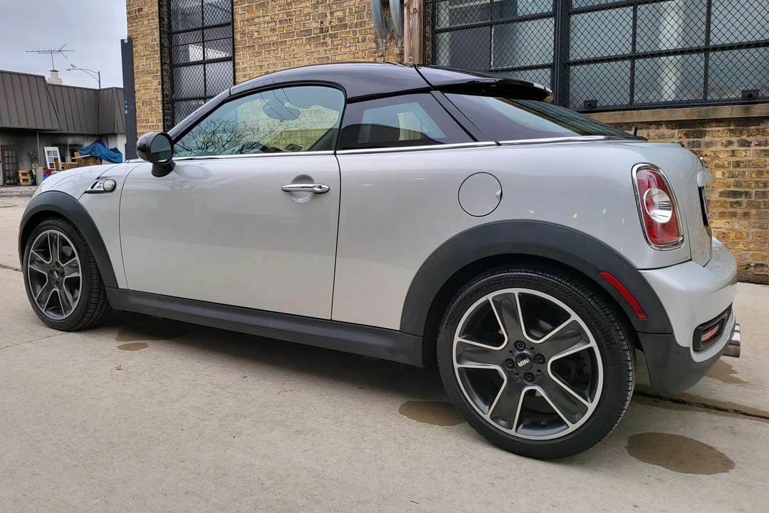 2012 Mini Coupe & Roadster - Image 4 of 31