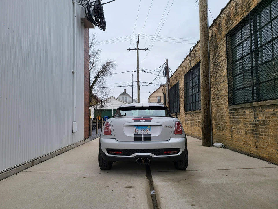2012 Mini Coupe & Roadster - Image 22 of 31