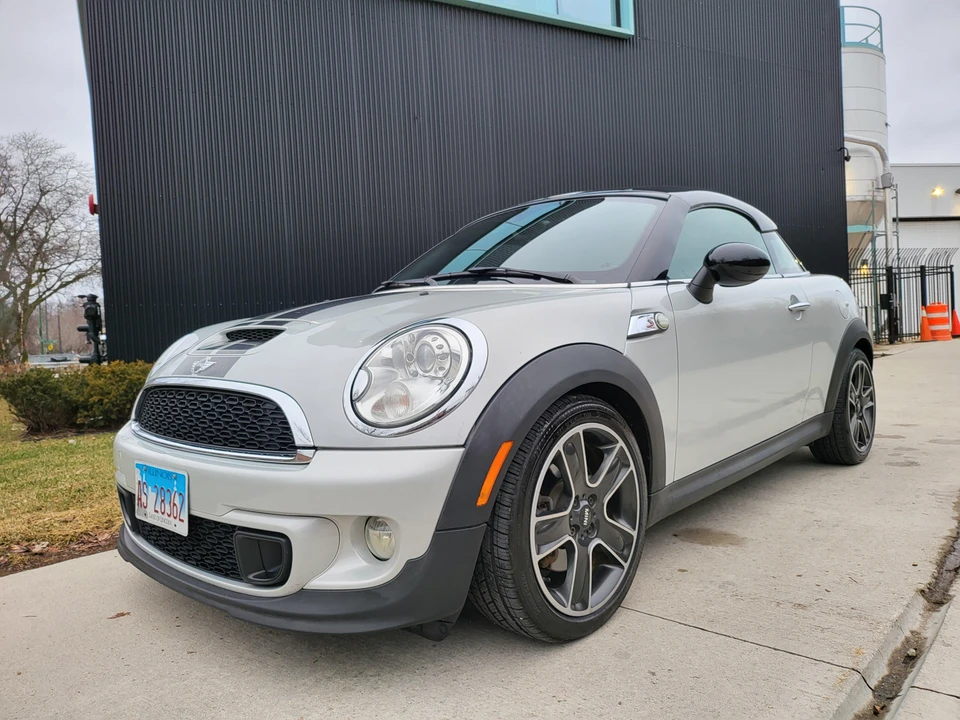 2012 Mini Coupe & Roadster - Image 11 of 31