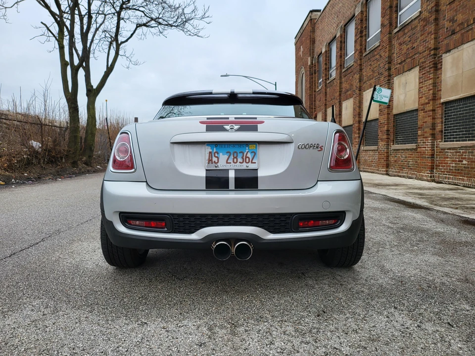 2012 Mini Coupe & Roadster - Image 26 of 31