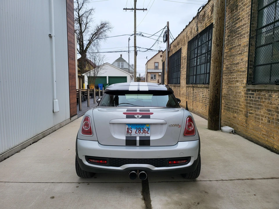 2012 Mini Coupe & Roadster - Image 25 of 31