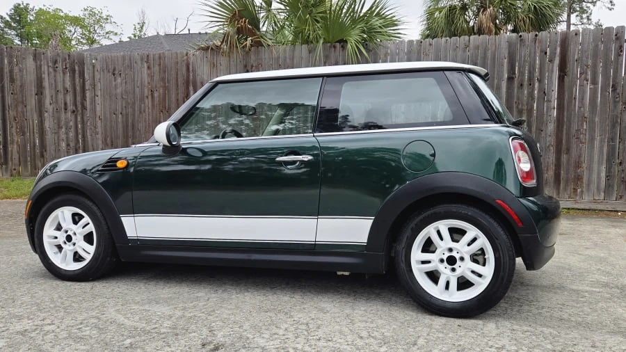 2012 Mini Coupe & Roadster - Image 6 of 16