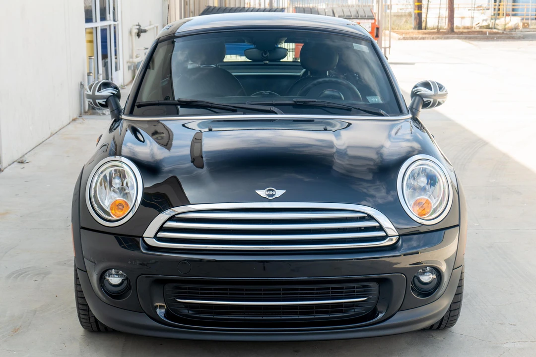 2012 Mini Coupe & Roadster - Image 2 of 31
