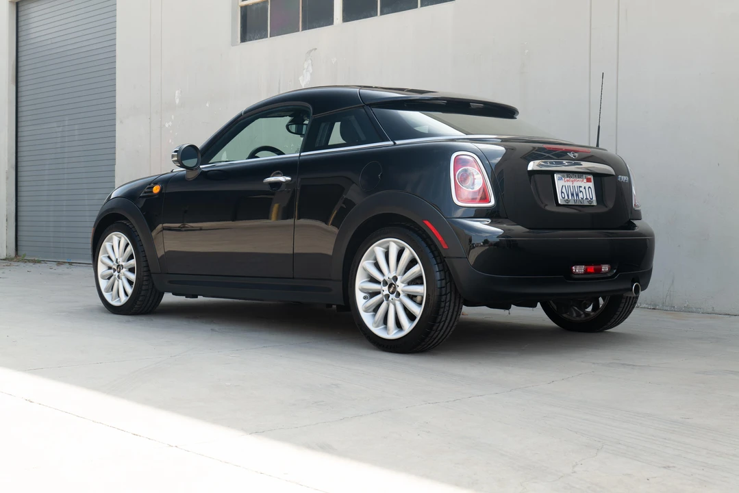 2012 Mini Coupe & Roadster - Image 10 of 31