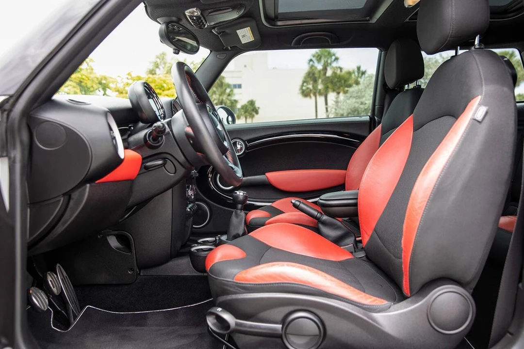 2012 Mini Mini John Cooper Works 2nd Gen - Image 22 of 31