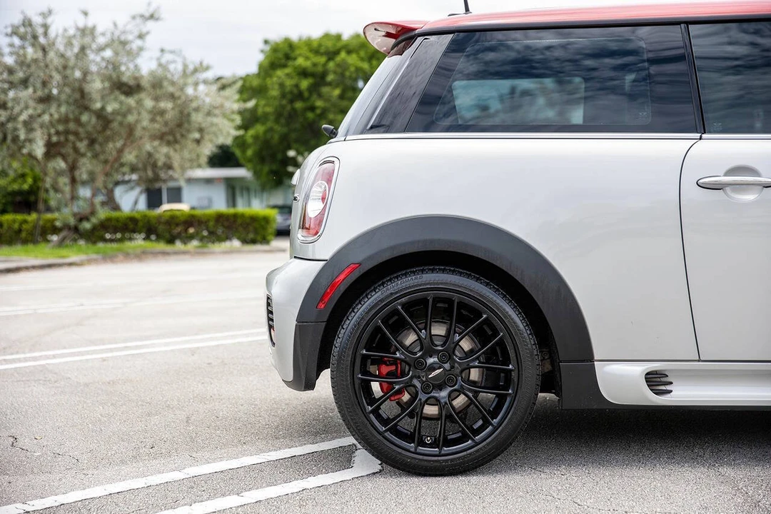 2012 Mini Mini John Cooper Works 2nd Gen - Image 8 of 31