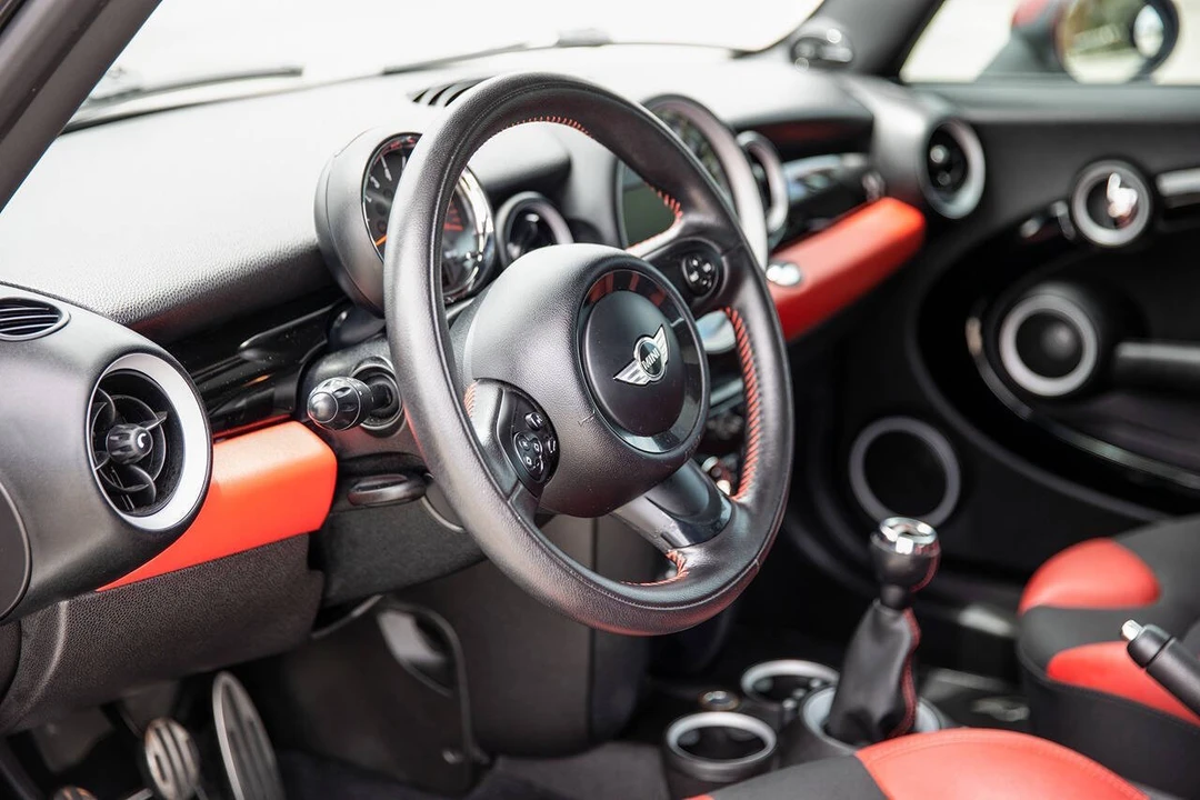 2012 Mini Mini John Cooper Works 2nd Gen - Image 21 of 31