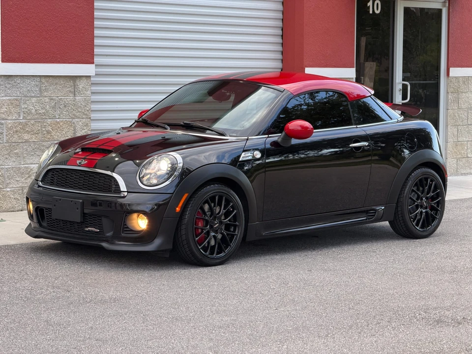 2012 Mini Coupe & Roadster - Image 29 of 31