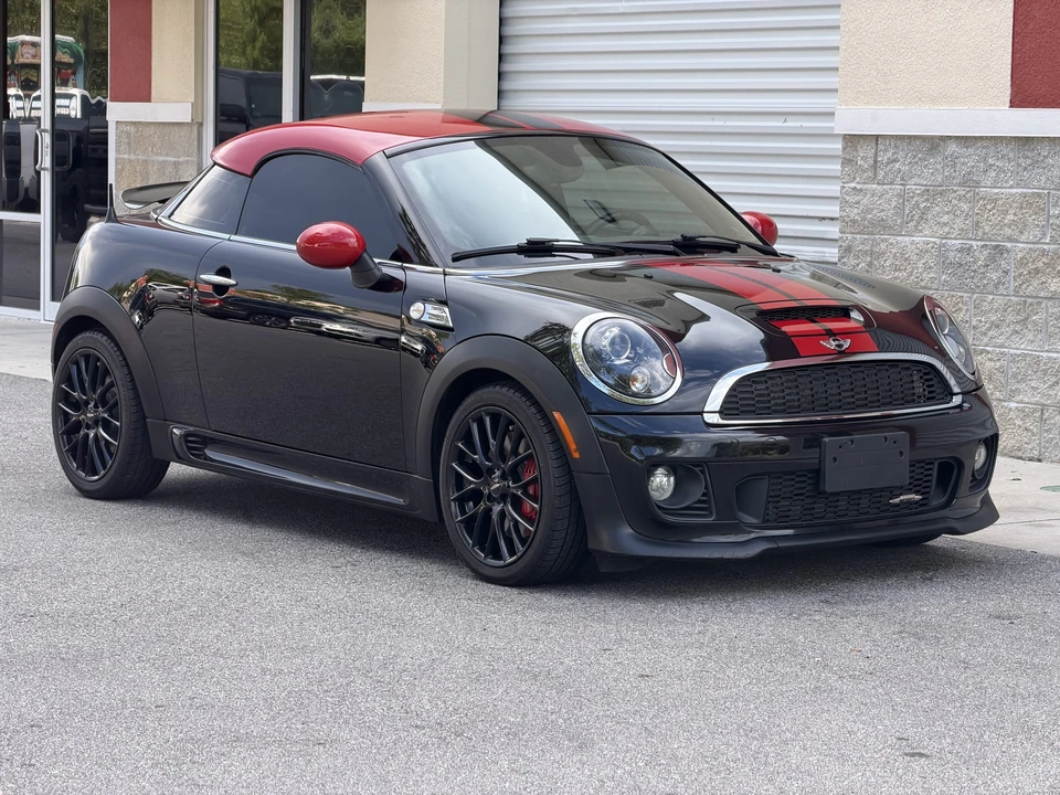 2012 Mini Coupe & Roadster - Image 25 of 31