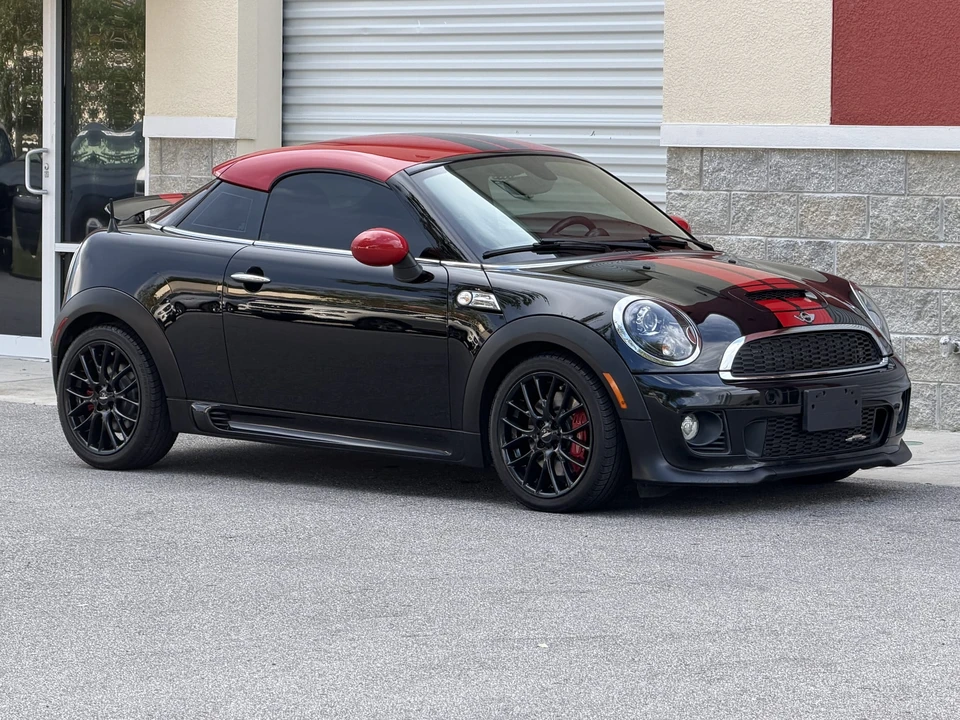 2012 Mini Coupe & Roadster - Image 24 of 31