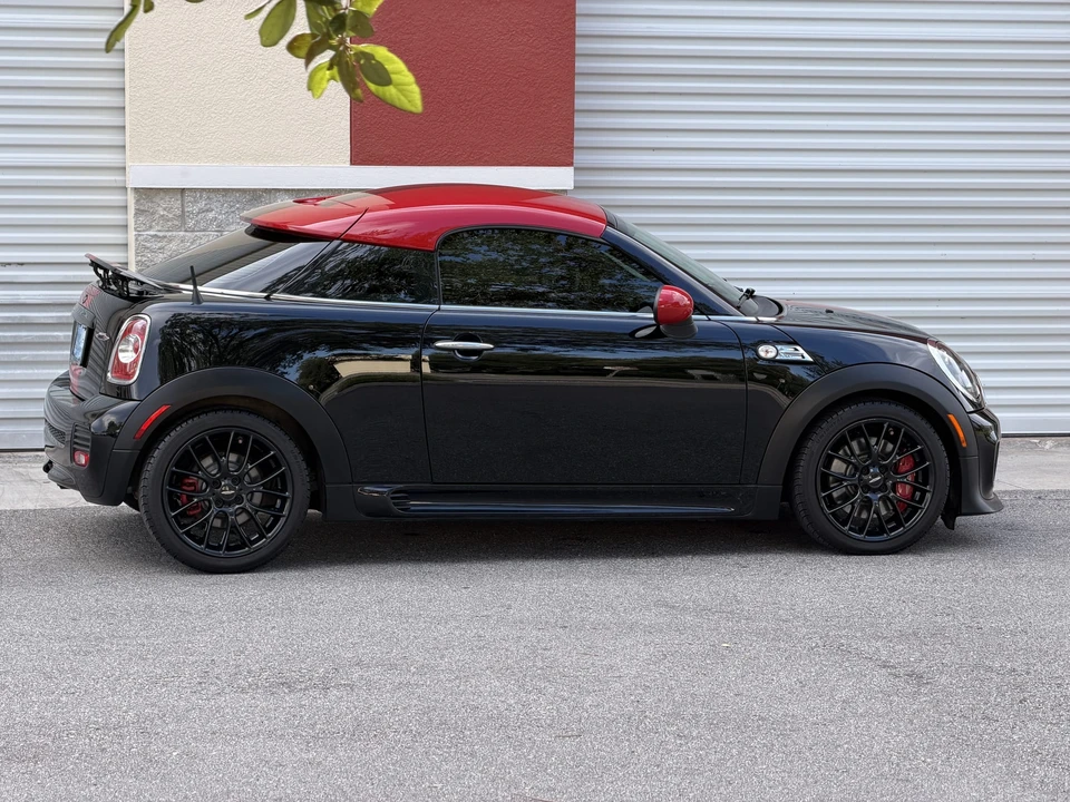 2012 Mini Coupe & Roadster - Image 20 of 31