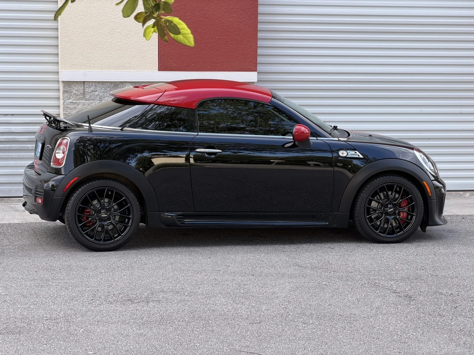 2012 Mini Coupe & Roadster - Image 19 of 31