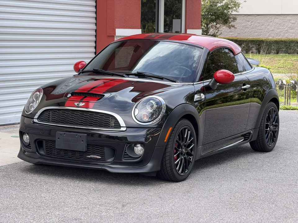 2012 Mini Coupe & Roadster - Image 4 of 31
