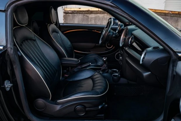 2012 Mini Coupe & Roadster - Image 4 of 7