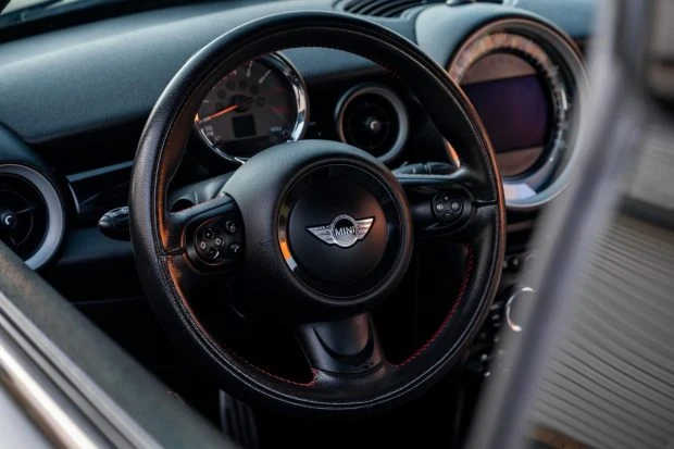 2012 Mini Coupe & Roadster - Image 5 of 7
