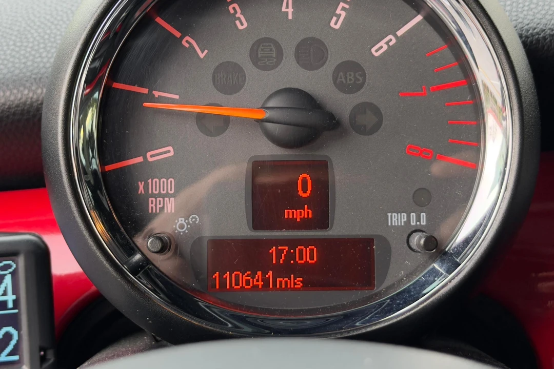 2012 Mini Mini John Cooper Works 2nd Gen - Image 20 of 31