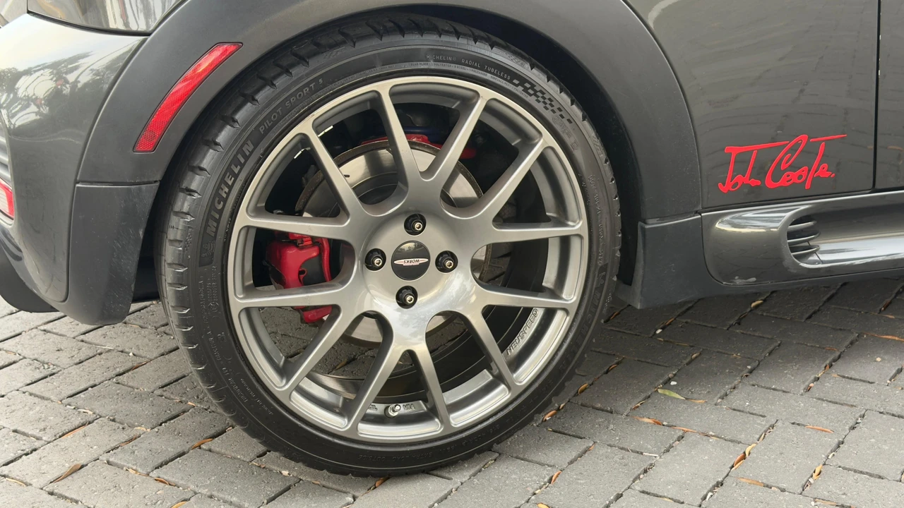 2012 Mini Mini John Cooper Works 2nd Gen - Image 15 of 31