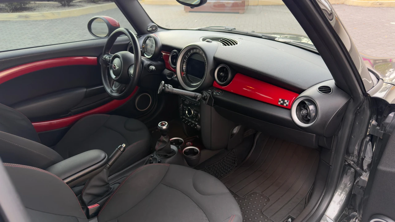 2012 Mini Mini John Cooper Works 2nd Gen - Image 24 of 31