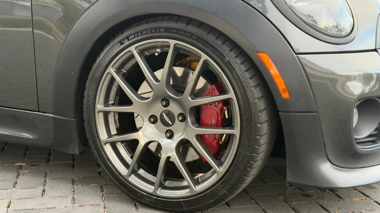 2012 Mini Mini John Cooper Works 2nd Gen - Image 16 of 31