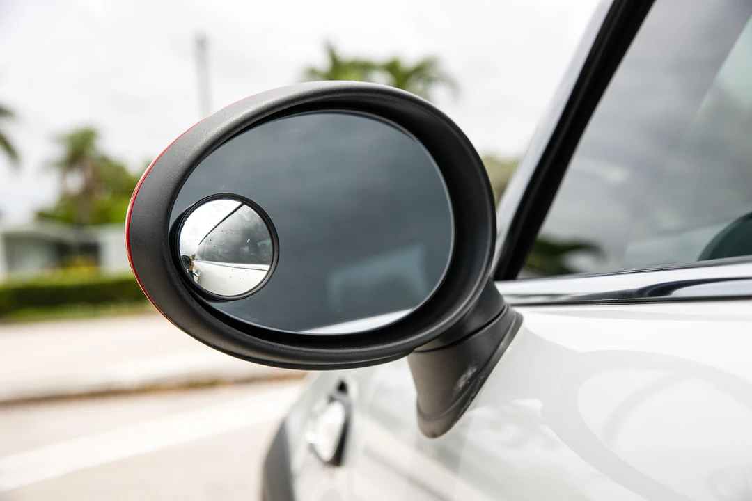 2012 Mini Mini John Cooper Works 2nd Gen - Image 25 of 31