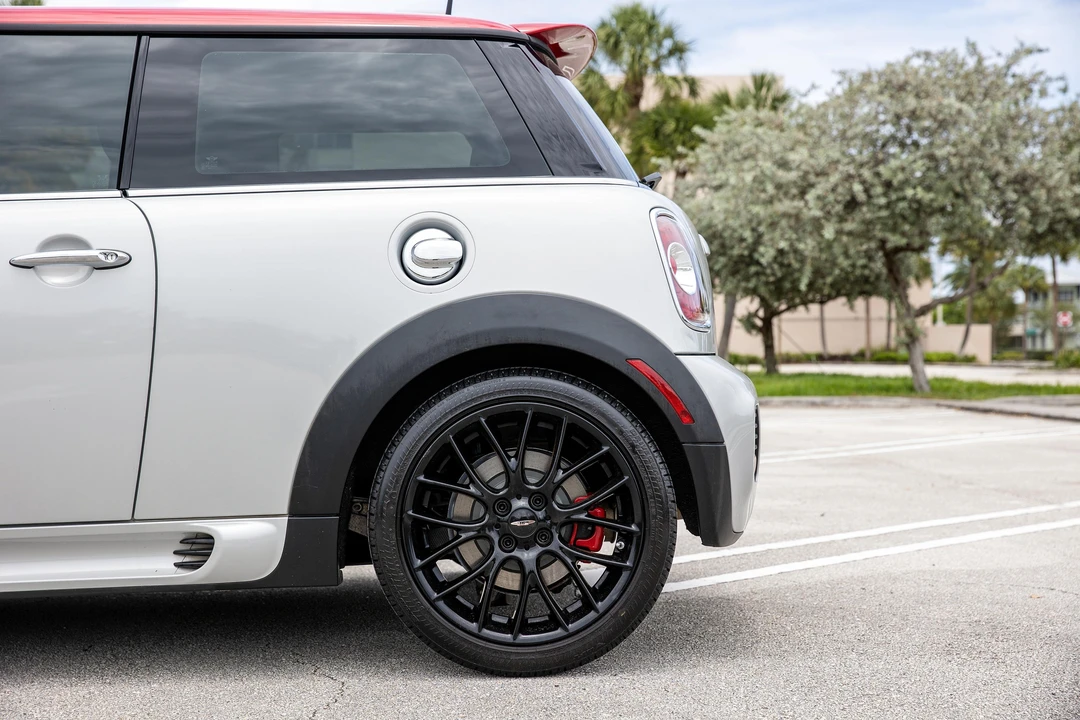 2012 Mini Mini John Cooper Works 2nd Gen - Image 28 of 31