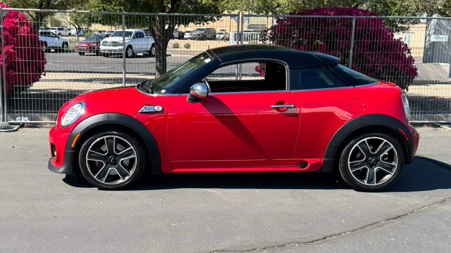 2012 Mini Coupe & Roadster - Image 2 of 7