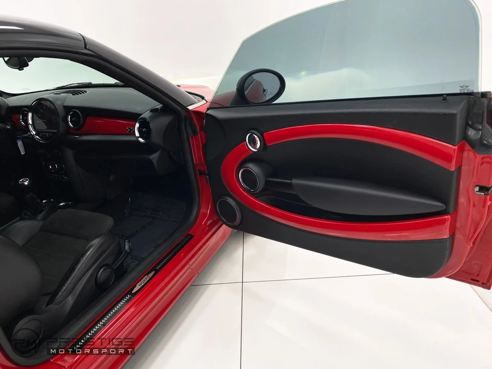 2012 Mini Mini John Cooper Works 2nd Gen - Image 24 of 31