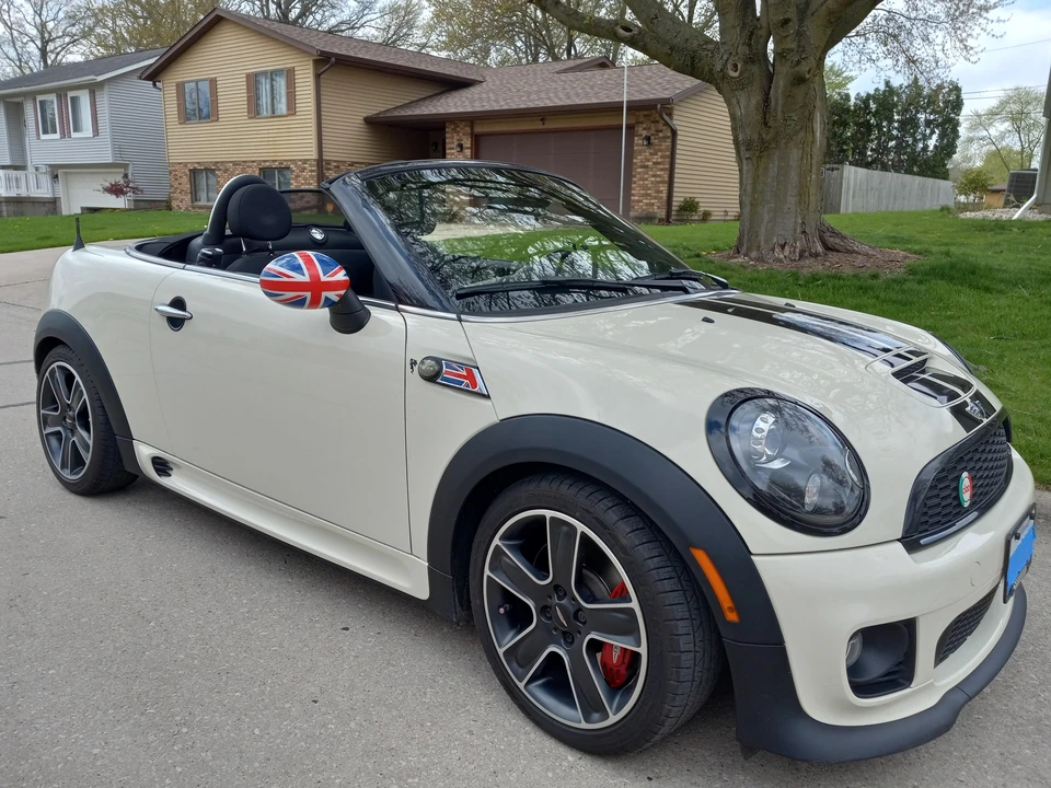 2012 Mini Coupe & Roadster - Image 22 of 31