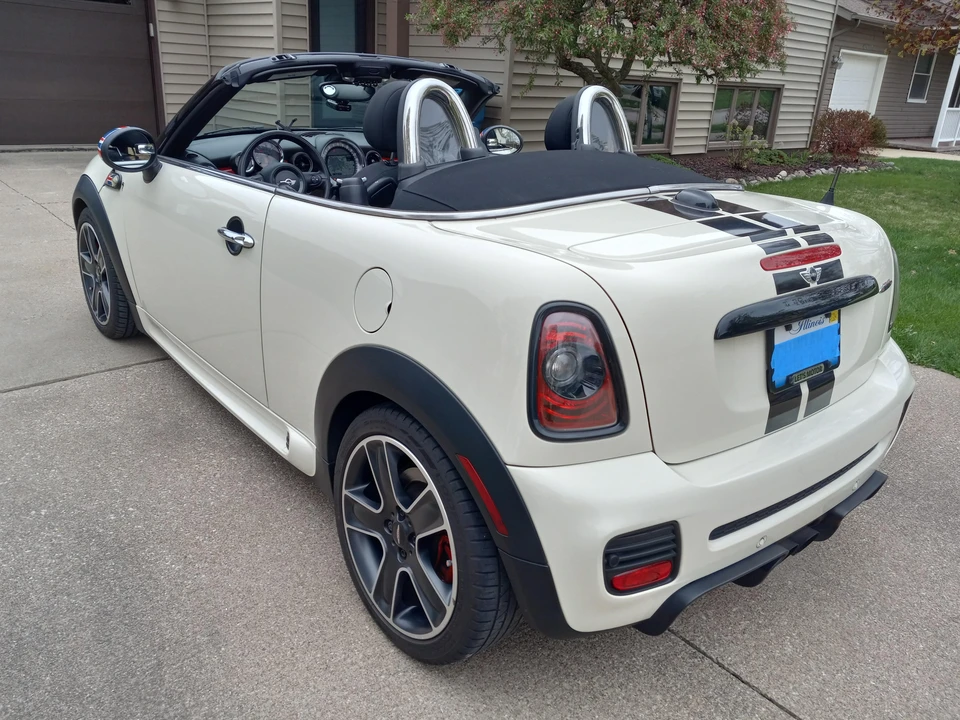 2012 Mini Coupe & Roadster - Image 15 of 31