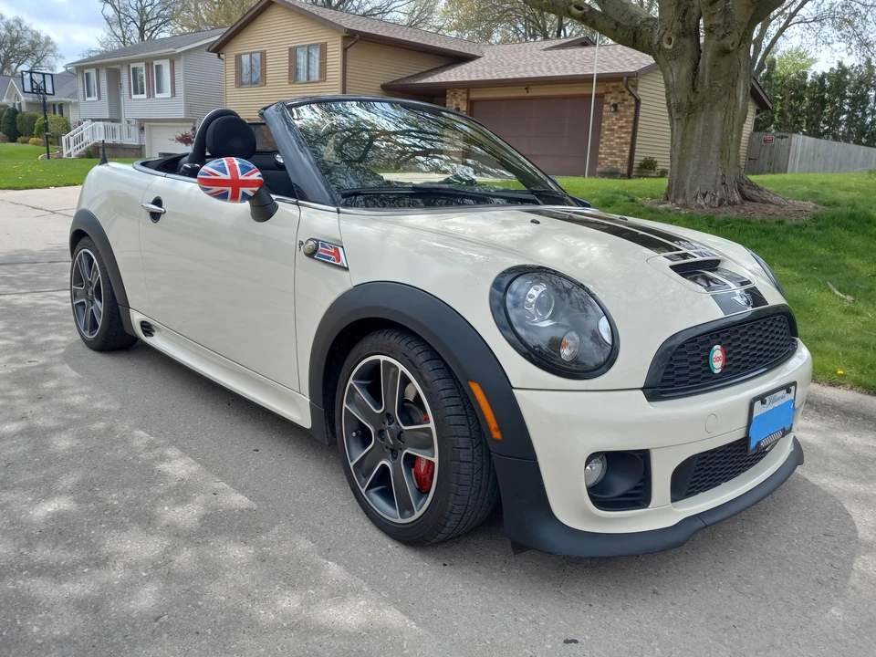 2012 Mini Coupe & Roadster - Image 24 of 31