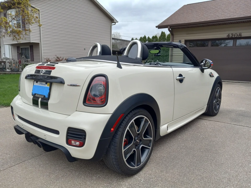 2012 Mini Coupe & Roadster - Image 20 of 31