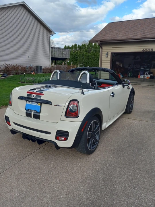 2012 Mini Coupe & Roadster - Image 19 of 31