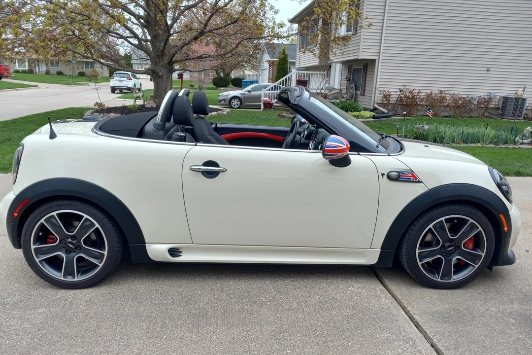 2012 Mini Coupe & Roadster - Image 3 of 31