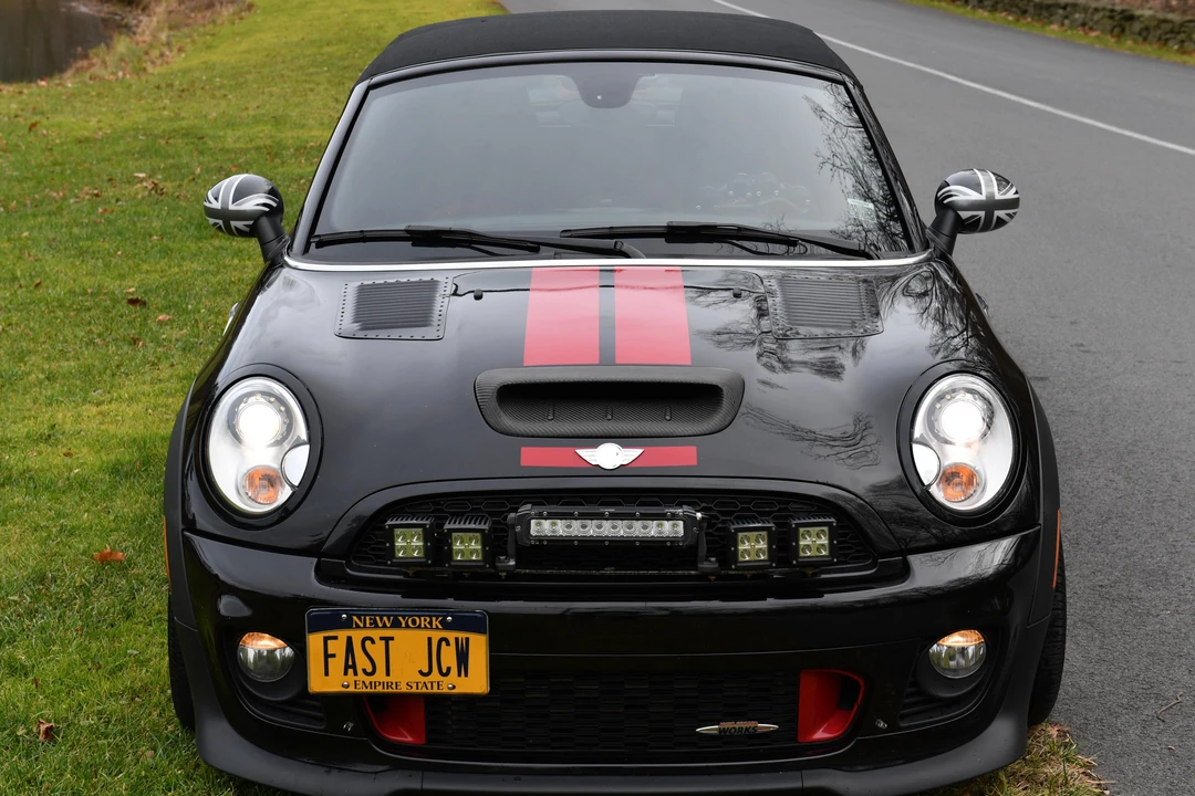 2012 Mini Coupe & Roadster - Image 2 of 5