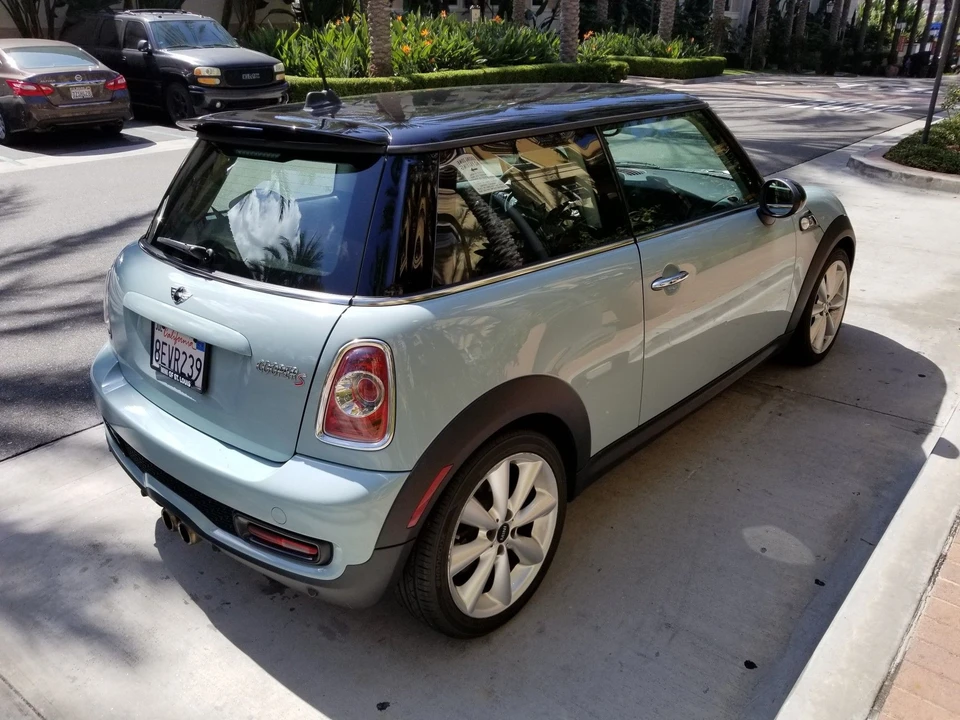 2012 Mini Mini 2nd Gen - Image 4 of 9