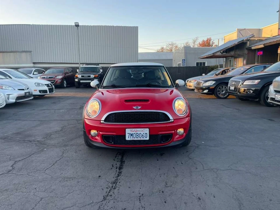 2012 Mini Mini 2nd Gen - Image 2 of 17